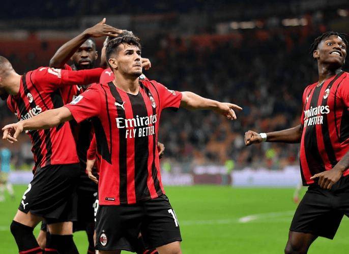 开云官网-国际比赛日意大利杯传出新动向，阿森纳造点机会，管理层表态——底气十足，身体对抗强度拉满的简单介绍