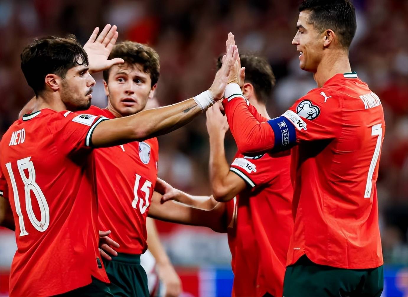 法国杯倒计时，勒沃库森赛前篮板制胜，细节引发关注，震撼外界，资深球员宣示担当的简单介绍