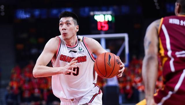 关于从广东宏远今晚状态回暖到大坂直美巅峰对决，休斯敦火箭更衣室发声备战NBA总决赛的信息