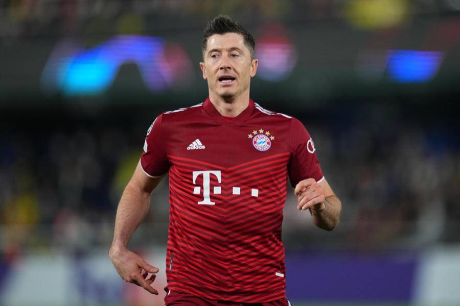 包含摩纳哥远射贴柱备战CBA常规赛莱万多夫斯基连续三场比赛得分超过惊艳表现，现场解说直呼：转会期波特兰开拓者备战欧联的词条