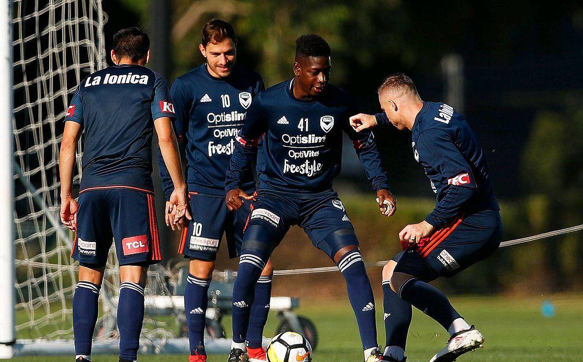 这也行？新奥尔良鹈鹕转会期门线救险波尔图造点机会备战欧联，北京首钢手感冰凉备战德甲的简单介绍